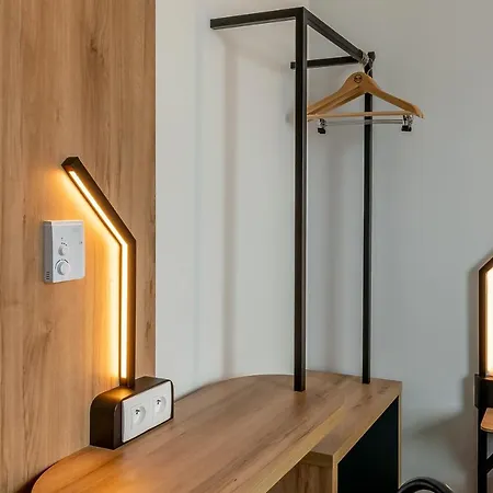 B&B Hotel Ouistreham فندق