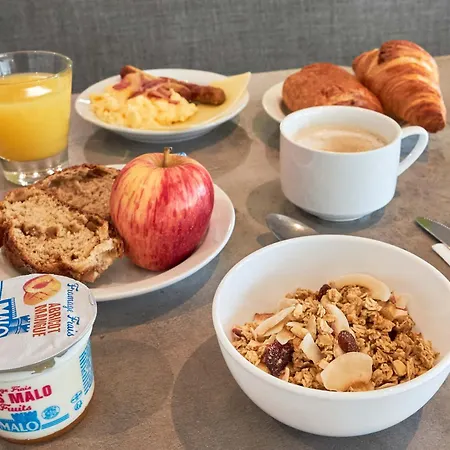 B&B Hotel Ouistreham فندق 2*