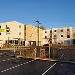 호텔 B&B Hotel Ouistreham 위스트르앙