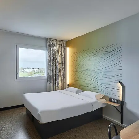 B&B Hotel Ouistreham Отель