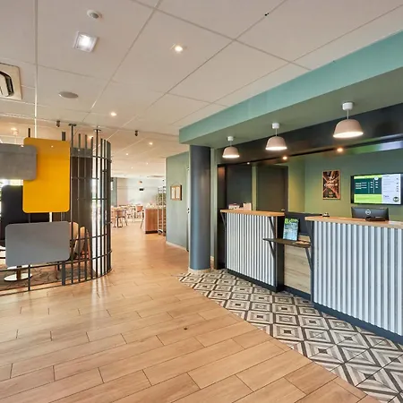 B&B Hôtel Ouistreham Hotel