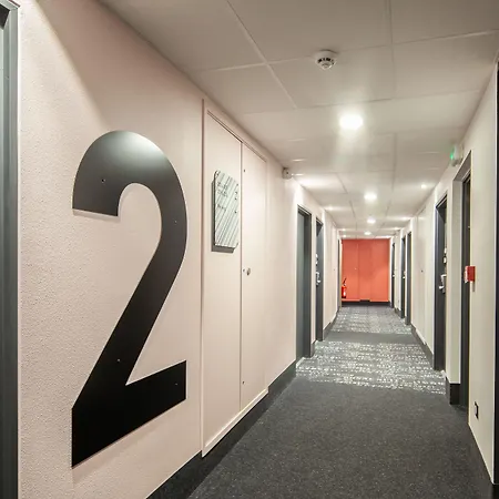 B&B Hotel Ouistreham Hotell