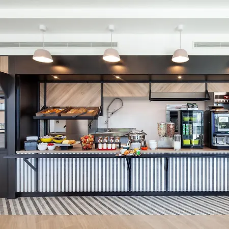 B&B Hotel Ouistreham Уистреам