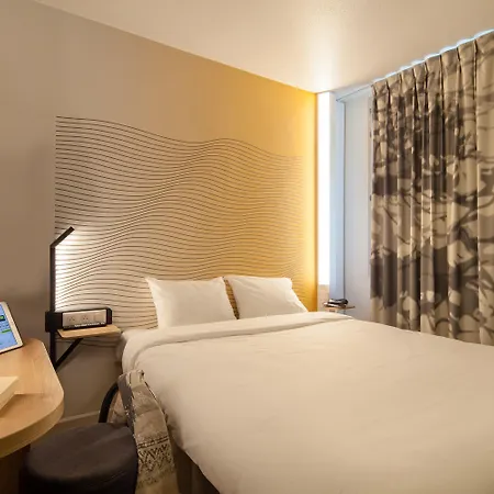 Отель B&B Hotel Ouistreham 2*