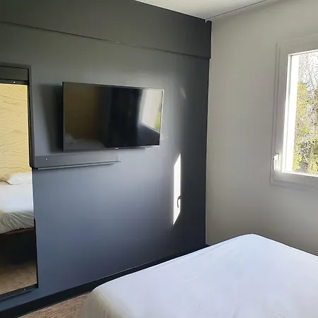 B&B Hotel Ouistreham Отель