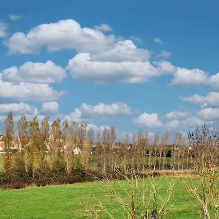 B&B Hotel Ouistreham Отель 2*